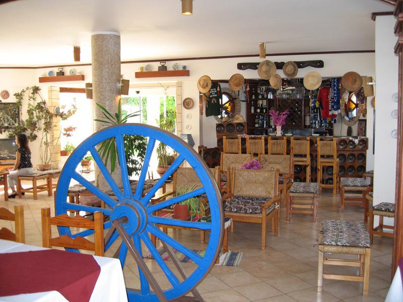 ท็อปเซ็ต โฮเต็ล Hotel Agios Georgios  ภายนอก รูปภาพ
